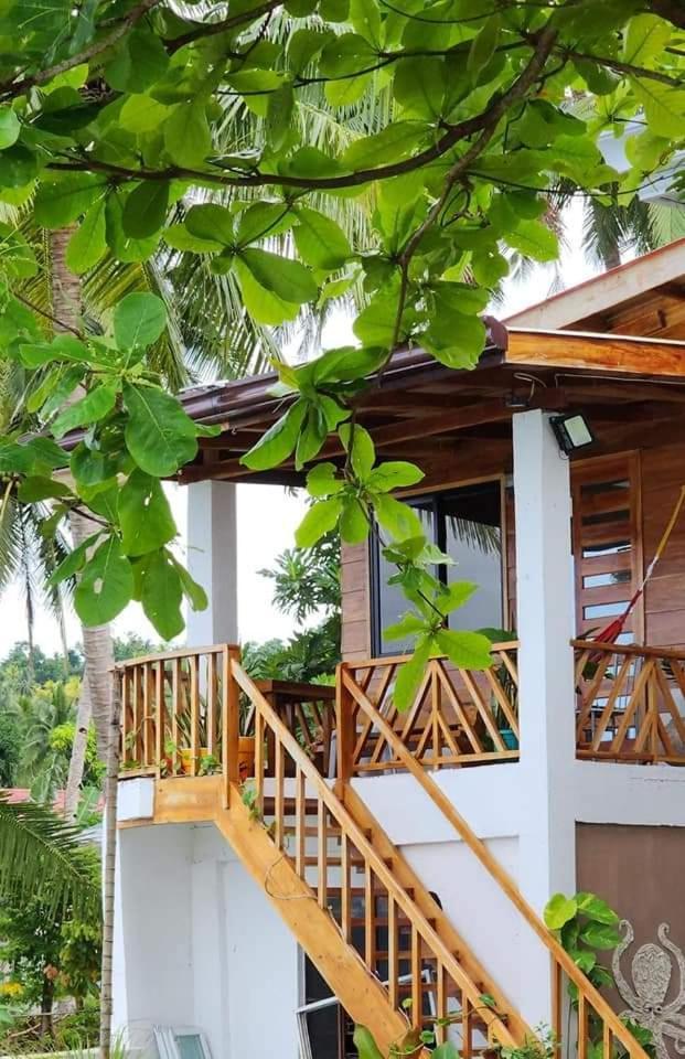Chue&Larry'S Beachside Homestay Libagon Dış mekan fotoğraf
